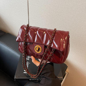 Bolso de hombro de moda para mujer, nuevo diseño de malla con enlaces, estilo nicho - Product Image 2