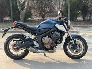 ใช้ฮอนด้า <span class=keywords><strong>CB650R</strong></span> E-CLUTCH <span class=keywords><strong>NEO</strong></span> Sports Café มอเตอร์ไซค์สตรีทไบค์ในสายนีโอสปอร์ตคาเฟ่ - Product Image 3