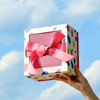 Boîte cadeau pliante avec logo personnalisé, emballage cadeau, boîte cadeau en carton ronde pour ensemble de maquillage, emballage de parfum, emballage de chaussettes