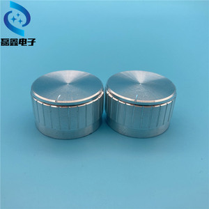 Perilla de Aleación de Aluminio H de 30x17mm para Potenciómetro, Ajuste Superior, Acabado Plateado - Product Image 1