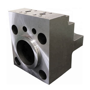 Peças sobresselentes hidráulicas do disjuntor F12 F22 F27 F35 <span class=keywords><strong>F45</strong></span> do equipamento industrial do cilindro principal traseiro - Product Image 4