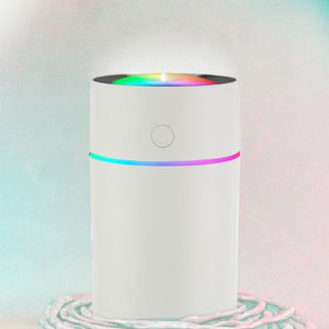 Humidificateur USB Mini de Bureau, Lumière d'Ambiance Thème Mission Mars, Alimentation Électrique pour Maison, Dortoir Étudiant, Climatisé, en Plastique - Product Image 2