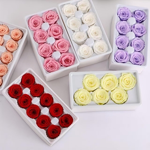Venta de Fábrica: Rosas Eternas de Alta Gama, 8 Piezas/Caja, Regalos para el Día de San Valentín, Novias, Amantes, Parejas, Materiales Hechos a Mano - Product Image 5
