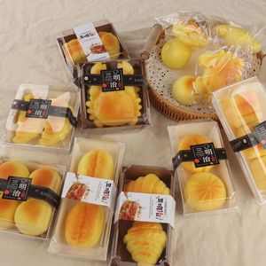 Giocattolo Squishy a Forma di Pane, Bestseller 2026, Giocattolo Sensoriale Antistress in PU a Lenta Risalita, Sicuro per Bambini, Personalizzabile - Product Image 4