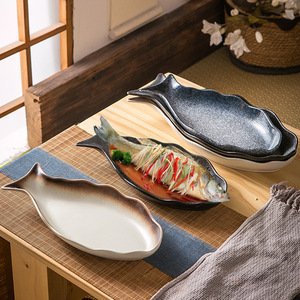 Plato de Cerámica Japonés Retro con Forma de Pez para Cocinar al Vapor, Vajilla de Cerámica de 12-14 Pulgadas, Apto para Uso Doméstico y en Restaurantes - Product Image 4