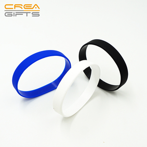 2019 Haute Qualité Design Personnalisé Coloré Arc-En-Ciel Blanc Bracelet En Silicone <span class=keywords><strong>Pas</strong></span> de MOQ Pour Les Événements Sportifs - Product Image 4