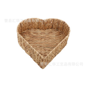 Handmade woven <b>baskets</b>, gourd grass heart-shaped straw <b>storage</b> <b>baskets</b>, desktop sundries <b>baskets</b>, cosmetic <b>storage</b> <b>baskets</b>. - Product Image 1