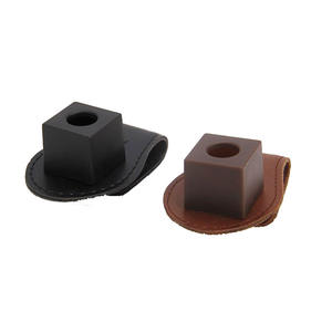 Accessoires de billard, porte-<span class=keywords><strong>craie</strong></span> magnétique pour queue de billard avec clip de ceinture en cuir Bicast - Durable, portable, protège la <span class=keywords><strong>craie</strong></span>, utilisation universelle - Product Image 1