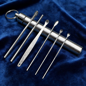 Juego de limpiadores de oídos de acero inoxidable de 6 piezas, portátil, con llavero, herramienta de limpieza de oídos con resorte en espiral - Product Image 1