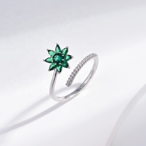 Bague étoile en argent sterling 925 plaqué or, prix d'usine, mode 2026, avec pierre naturelle délicate et étoile ouverte en émeraude et coquillage - Product Image 5