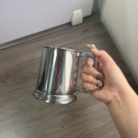 Tasse à bière à fond en verre trempé en acier inoxydable 304 avec poignée Verre à vin pour bar restaurant