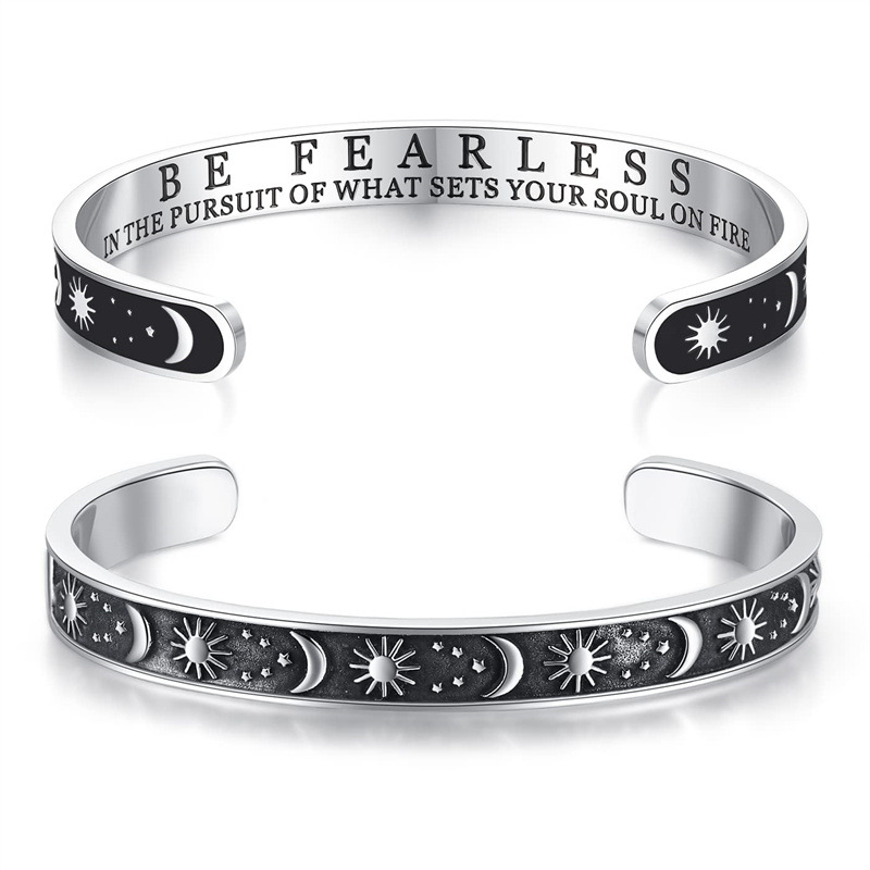 BE FEARLESS IN THE PURSUIT OF WHAT SETS YOUR SO