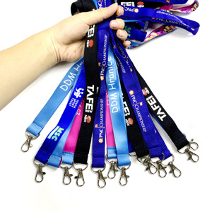 Bán Buôn Tùy Chỉnh Dây Buộc Có Thể Điều Chỉnh Khóa Móc Cá Nhân Trống Polyester Huy Hiệu Cổ Dây Đeo Cho Chìa Khóa In Ấn Dây Buộc - Product Image 3