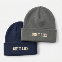 Bonnet en tricot côtelé acrylique uni de haute qualité, tendance 2026, avec logo brodé personnalisé, pour sports de plein air, hommes et femmes