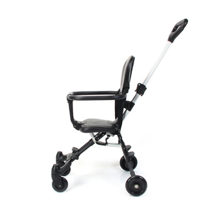 Poussette pliable légère en plastique noir pour enfants - Product Image 1