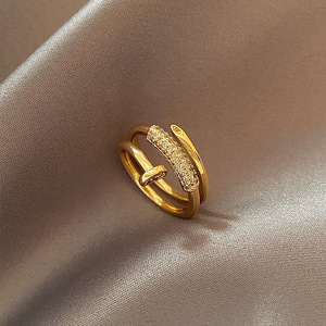 Großhandel Edelstahl Designer Ringe Vergoldeter Kristall Diamant <span class=keywords><strong>Ring</strong></span> Resizable Luxus Frauen Schmuck Finger Dekoration - Product Image 5