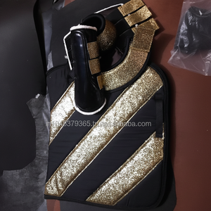 Almohadilla para Silla de Montar a Caballo con Brillo Dorado de Primera Calidad, Marca Personalizada, Accesorio Ecuestre Esencial - Product Image 1