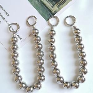 携帯電話用リストストラップ女性用金属ビーズブレスレット携帯電話ホルダー調整可能 - Product Image 4