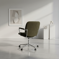 Chaise de bureau ergonomique moderne avec revêtement bouclé, dossier haut, pivotante, réglable en hauteur, avec accoudoirs rembourrés et roulettes en nylon