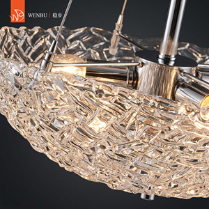 Lampe suspendue en verre artisanal ronde contemporaine pour salon de villa et salle de séjour d'hôtel - Product Image 4