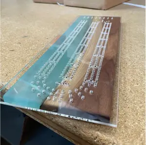 Templat papan Cribbage pemotong Laser akrilik bening