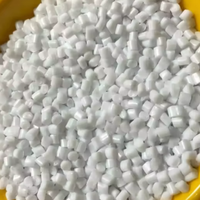 Granulés de plastique PET à haute viscosité, granulés de polyéthylène téréphtalate vierge pour la production de bouteilles d'eau moulées par soufflage