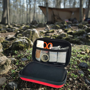 Mini botiquín de primeros auxilios EVA personalizado de fábrica, estuche médico de emergencia impermeable de viaje para <span class=keywords><strong>enfermera</strong></span> con bolsillo de malla, cuero PU rojo - Product Image 2
