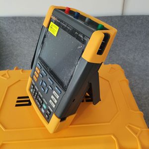 Oscilloscope numérique Fluke 190-504 Scopemeter Série III 4 canaux 500 MHz 5 GS/s - Product Image 2