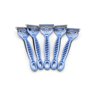 Vente chaude 2023 <span class=keywords><strong>Rasoir</strong></span> à <span class=keywords><strong>barbe</strong></span> jetable en plastique à 6 lames de sécurité - Product Image 4