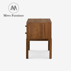 Mesita de Noche Moderna Rectangular con 2 Cajones, Color Nogal, Mesitas de Noche Anchas de Madera, Mesa Auxiliar Nórdica para Sala de Estar, Mueble Decorativo - Product Image 3