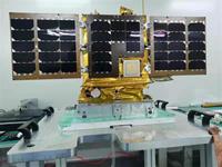Panel Surya Khusus Satelit Kubus, Satelit Rantai Bintang | Sel Surya YIM SAP | Pemasok Sistem Tenaga Satelit