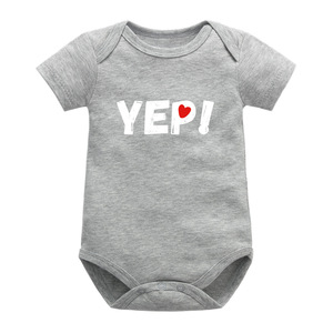 Usine en gros 100% coton bébé barboteuse à manches courtes body avec triangle imprimé décontracté été ramper costume ensemble - Product Image 4