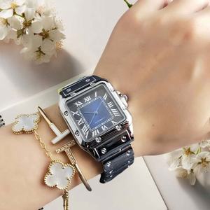 Reloj de pulsera para hombre con caja de aleación de lujo de 40 mm, movimiento de cuarzo, correa de silicona y esfera de cristal - Product Image 3