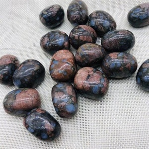 Vente en gros en vrac, pierre de tache bleue polie naturelle, pierre de verre en cristal de saphir pour jardin - Product Image 5