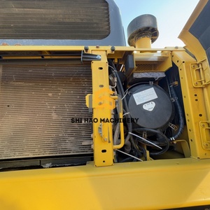 Excavadora Hidráulica de Orugas de Alto Rendimiento Komatsu PC450 para Reconstrucción Post-Guerra, Minería, Motor, Bomba, Caja de Cambios y Engranajes - Product Image 4