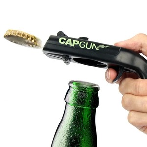 Ouvre-bouteille avec lanceur de capsules, pistolet amusant pour fêtes, barbecues, et événements sportifs, gadget unique pour tirer les capsules de bière, cadeau cool pour hommes - Product Image 5