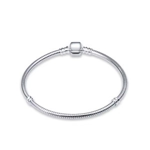Nuevo en Original 925 pulsera <span class=keywords><strong>de</strong></span> <span class=keywords><strong>cadena</strong></span> <span class=keywords><strong>de</strong></span> serpiente <span class=keywords><strong>de</strong></span> plata se adapta a 3mm Original Charm Bead para mujeres pulseras <span class=keywords><strong>de</strong></span> corazón regalos <span class=keywords><strong>de</strong></span> joyería caliente - Product Image 3