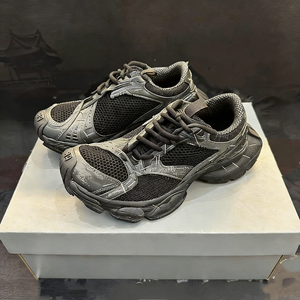 Sneakers Track 3.0 di Qualità con Luci LED per Uomo e Donna, Scarpe Sportive da Corsa, Sneakers LED Track 3.0 Retrò - Product Image 3