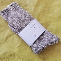 Calcetines de lana gruesa de punto termo para mujer, marca U, cálidos y cómodos para invierno, con logo en el bajo y tejido acanalado, para uso diario, al por mayor.