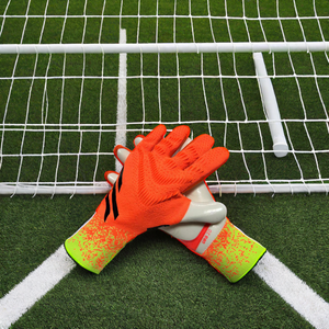 Guantes de Portero de Fútbol de Alta Calidad, Transpirables y Antideslizantes con Diseño de Logo Personalizado, Guantes de Portero, Guantes de Fútbol - Product Image 6