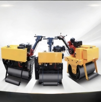 Compacteur routier vibrant à tambour unique, autopropulsé, durable, avec moteur diesel, pour le compactage des bords de route et des remblais