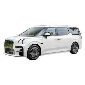 流行电动汽车行政级MPV家用汽车ZEEKR 009待售 - Product Image 1