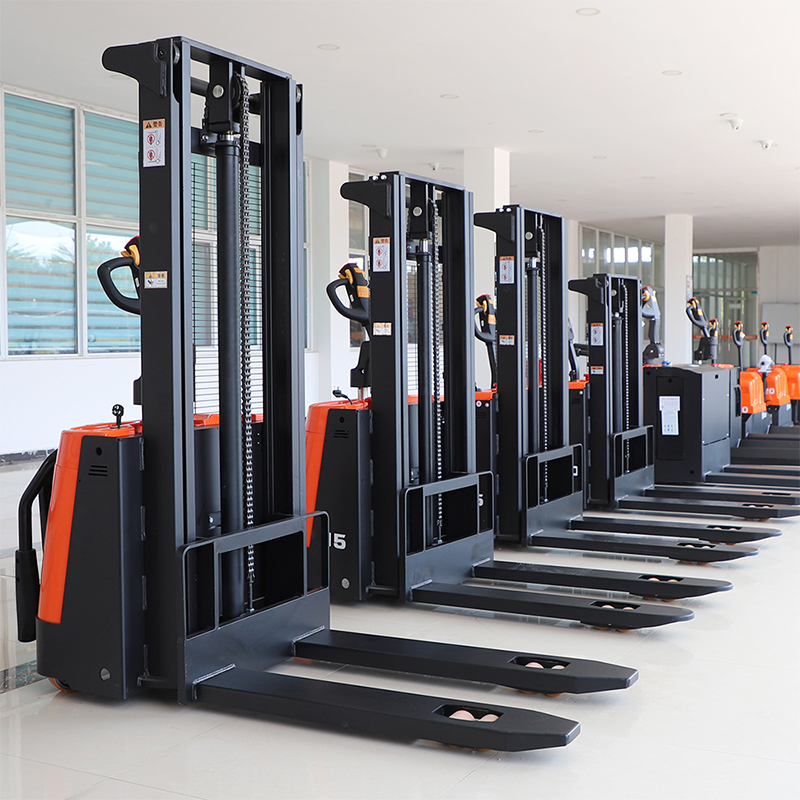 warehouse lifting machine