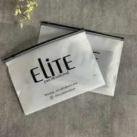 Sac en plastique givré par CPE/ PVC fait sur commande de fermeture éclair pour l'habillement