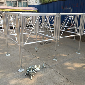 Plataforma de Escenario Ensamblada para Conciertos y Eventos, Totalmente en Aluminio Negro, con Patas de Altura Ajustable - Product Image 4