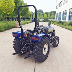 Tracteur agricole 4x4 série TE 25-75 CV, conception à plancher plat - Product Image 3