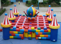 Grand labyrinthe gonflable en plein air magnifique château labyrinthe hanté gonflable jeu d'évasion gonflable