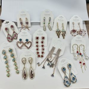 Xuping Sieraden Groothandel Kwastjes Parelmoer Hart Ketting Koreaanse Mode Charme Hanger Bengelen Lange Vrouwen Oorbel - Product Image 4