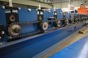 Machine de formage à froid à grande vitesse <span class=keywords><strong>pour</strong></span> tôles de couverture métalliques et tôles ondulées, ligne de galvanisation à froid - Product Image 3