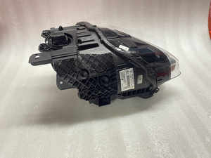 2022-2024 2022 2023 2024 Phare avant Por-sche Taycan 9J1941031F FULL LED Phare gauche - Product Image 3